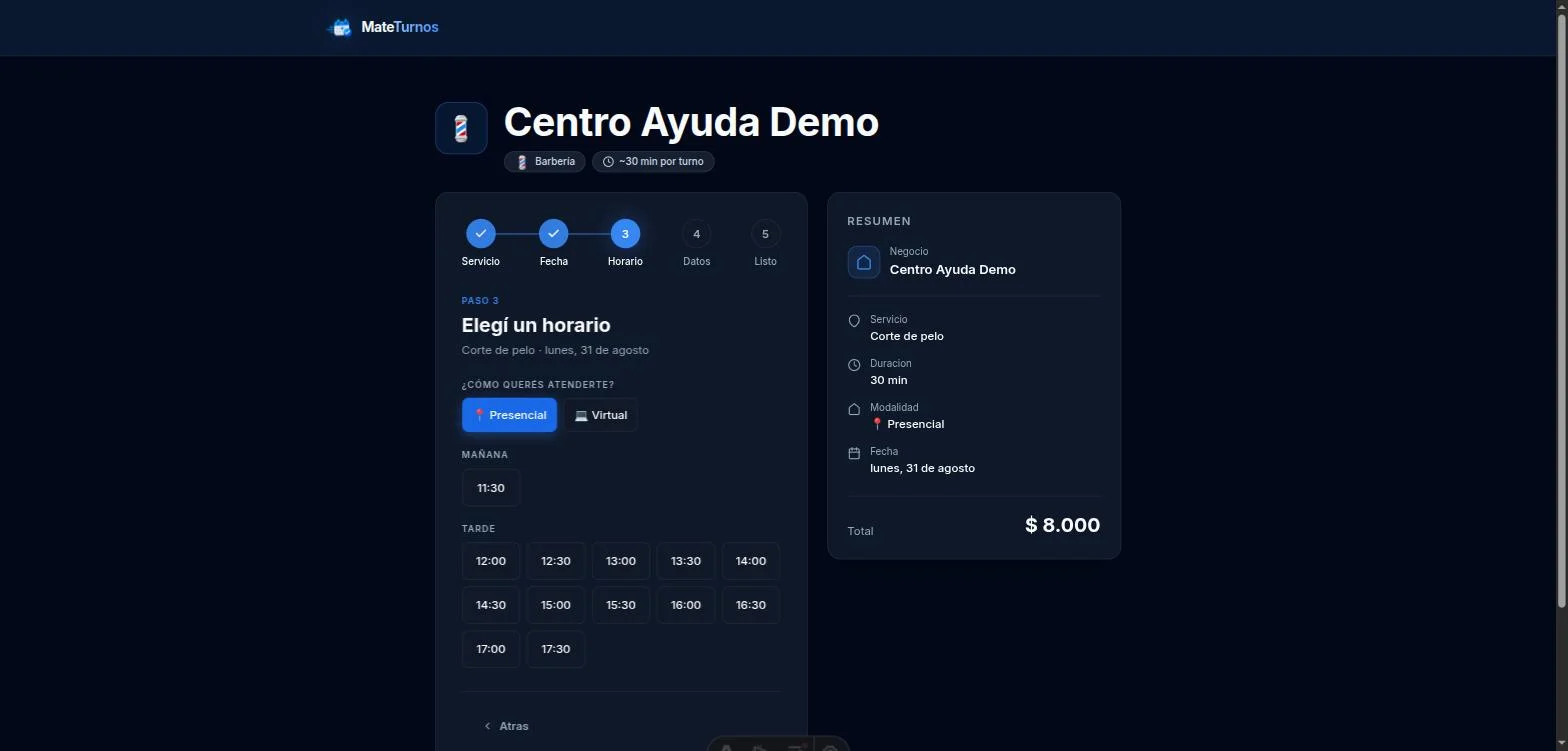Horario: ve los horarios disponibles para ese día (y, si hay más de un profesional que atiende ese servicio, puede elegir con quién, o dejar "cualquier profesional").