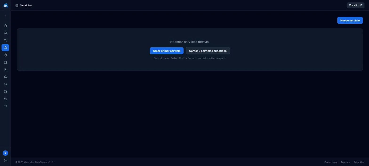 Andá a Servicios en el menú del panel.